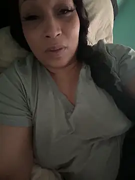 Snapshot of msbaddiebabe101 chatting on February 7, 2025, 2:15 pm msbaddiebabe101 online show from February 7, 2025, 2:15 pm