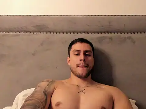 Snapshot of spartacozz chatting on December 19, 2025, 2:15 am spartacozz online show from December 19, 2025, 2:15 am