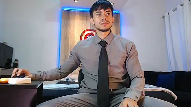 Snapshot of Andrew_4_ chatting on February 13, 2025, 1:50 am Andrew 4 online show from February 13, 2025, 1:50 am