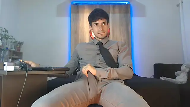 Snapshot of Andrew_4_ chatting on November 25, 2025, 2:45 am Andrew 4 online show from November 25, 2025, 2:45 am