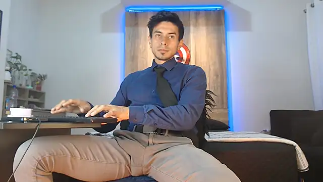 Snapshot of Andrew_4_ chatting on November 29, 2025, 2:23 am Andrew 4 online show from November 29, 2025, 2:23 am