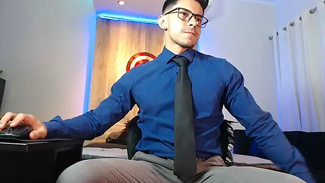 Snapshot of Andrew_4_ chatting on December 11, 2024, 6:14 am Andrew 4 online show from December 11, 2024, 6:14 am