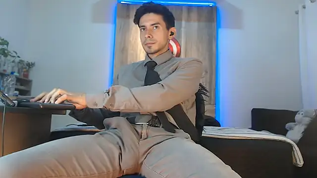 Snapshot of Andrew_4_ chatting on November 24, 2025, 3:50 am Andrew 4 online show from November 24, 2025, 3:50 am