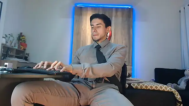 Snapshot of Andrew_4_ chatting on September 14, 2025, 6:25 am Andrew 4 online show from September 14, 2025, 6:25 am