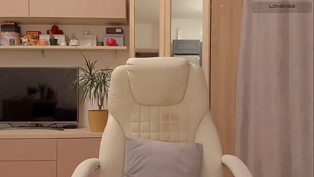 Jenny Evans online show from March 16, 2025, 9:26 pm