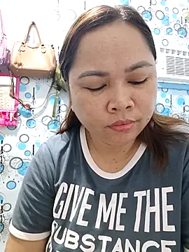 Snapshot of XXLorie_02 chatting on May 21, 2026, 10:29 pm XXLorie 02 online show from May 21, 2026, 10:29 pm