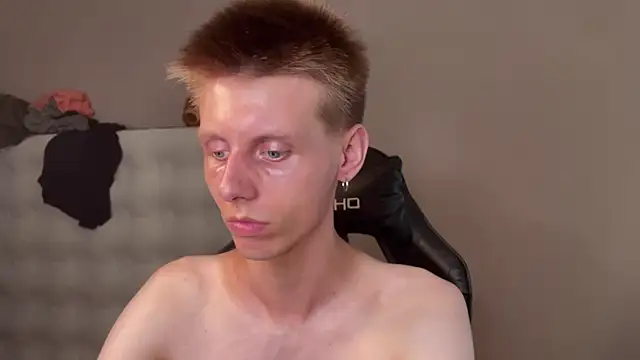 Snapshot of vladdymeow chatting on February 4, 2025, 8:38 pm vladdymeow online show from February 4, 2025, 8:38 pm