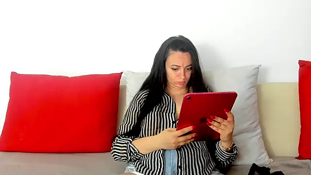 Snapshot of cute_angel95 chatting on May 4, 2026, 8:22 pm cute angel95 online show from May 4, 2026, 8:22 pm