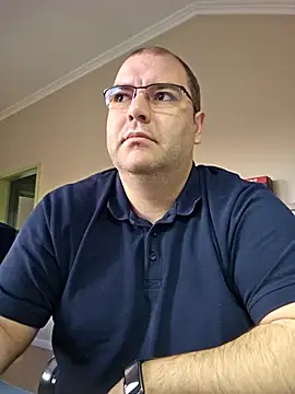 Andrew1900529 online show from March 6, 2025, 5:35 am