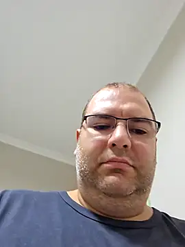 Andrew1900529 online show from September 26, 2025, 8:10 am