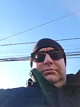 Andrew1900529 online show from December 17, 2024, 8:34 am