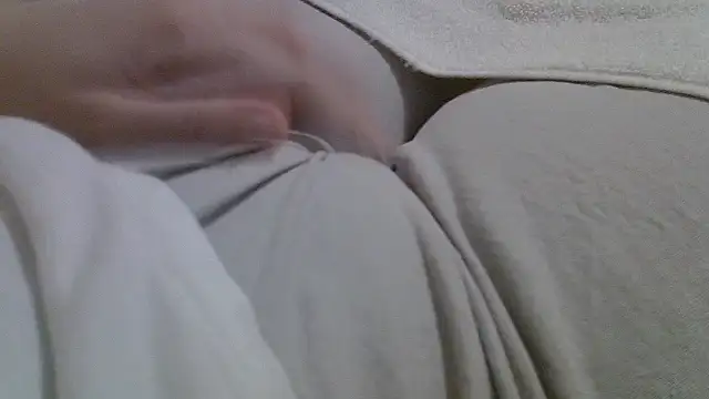 Snapshot of perescam chatting on April 4, 2026, 1:56 am perescam online show from April 4, 2026, 1:56 am