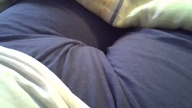 Snapshot of perescam chatting on May 17, 2026, 3:56 pm perescam online show from May 17, 2026, 3:56 pm