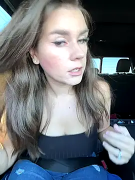 Snapshot of MaggyMayI chatting on September 24, 2025, 3:18 pm MaggyMayI online show from September 24, 2025, 3:18 pm