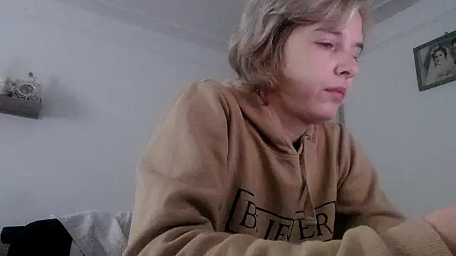 Snapshot of SexxyLety chatting on November 4, 2025, 7:23 am SexxyLety online show from November 4, 2025, 7:23 am