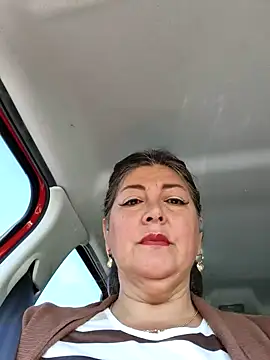 Snapshot of emma_tour chatting on January 23, 2025, 2:28 pm emma tour online show from January 23, 2025, 2:28 pm