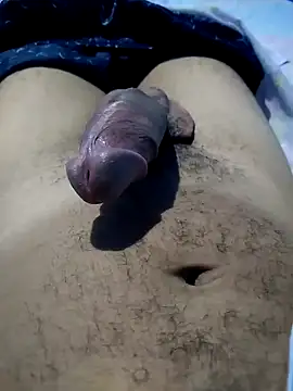 geroom online show from April 4, 2026, 4:52 am