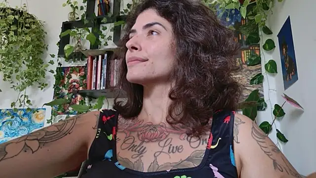 Snapshot of TaliMajesty chatting on May 30, 2026, 2:34 pm TaliMajesty online show from May 30, 2026, 2:34 pm