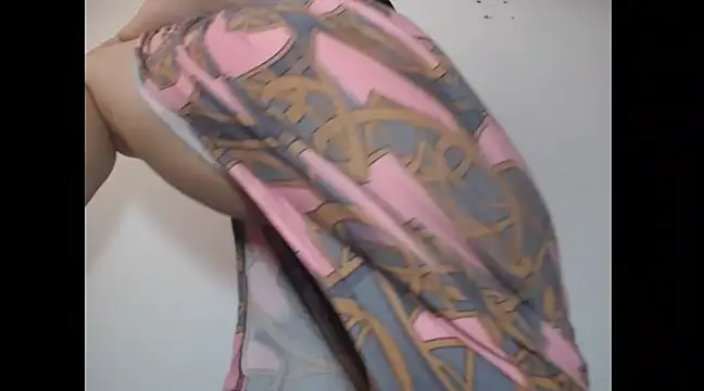 Mia davis01 online show from February 6, 2025, 9:06 pm