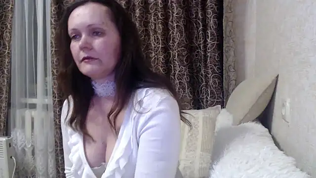 SheLion online show from February 15, 2026, 4:50 pm