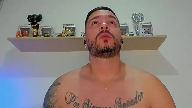 camilo restrepo21 online show from March 10, 2026, 12:47 am