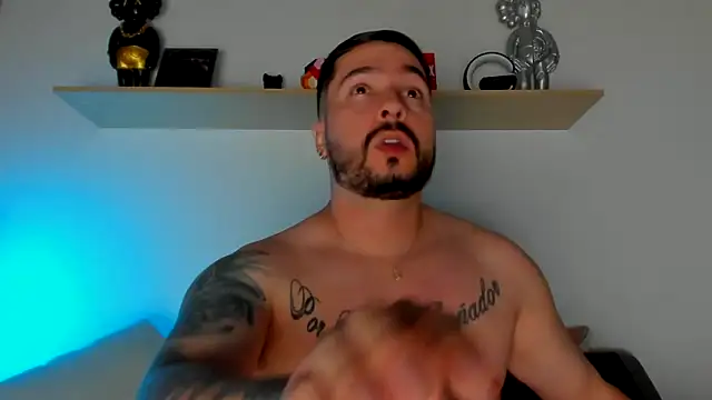 camilo restrepo21 online show from March 11, 2025, 11:26 pm