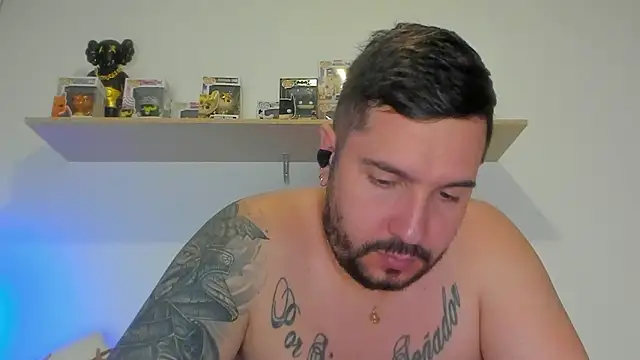 camilo restrepo21 online show from March 19, 2026, 1:16 am