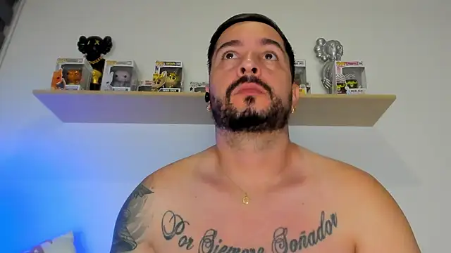 camilo restrepo21 online show from June 17, 2026, 12:54 am