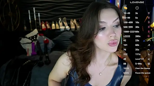 Snapshot of MistressDarsy chatting on July 7, 2026, 1:47 pm MistressDarsy online show from July 7, 2026, 1:47 pm