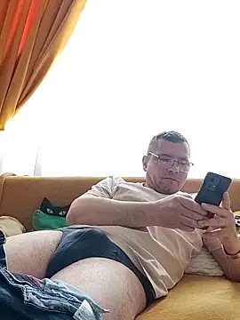 Lucy 1 roso online show from April 29, 2026, 7:45 am