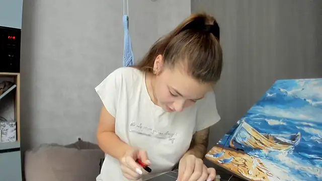 Snapshot of why_again_me chatting on November 25, 2025, 6:19 pm why again me online show from November 25, 2025, 6:19 pm