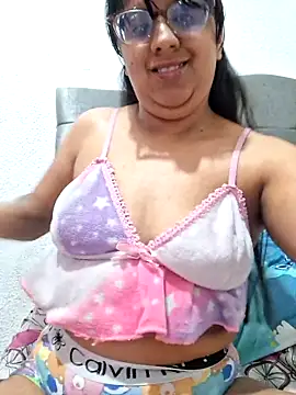 Snapshot of ZaidaWet chatting on May 7, 2026, 1:10 am ZaidaWet online show from May 7, 2026, 1:10 am