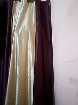 Snapshot of LadyloverSameer chatting on March 11, 2025, 5:57 pm LadyloverSameer online show from March 11, 2025, 5:57 pm