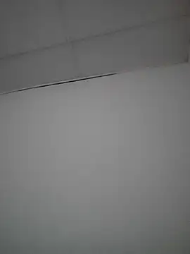 hooiyi321 online show from December 8, 2024, 12:02 am