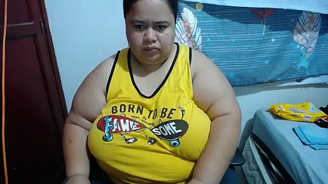 Snapshot of hotlesby4uxxx chatting on February 25, 2026, 2:28 pm hotlesby4uxxx online show from February 25, 2026, 2:28 pm