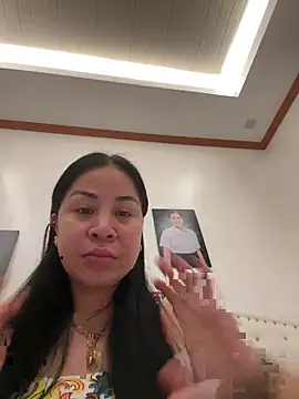 Tightwetholesxx online show from March 24, 2026, 1:44 pm