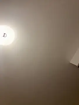 Snapshot of IrisBlues chatting on November 6, 2025, 5:28 pm IrisBlues online show from November 6, 2025, 5:28 pm