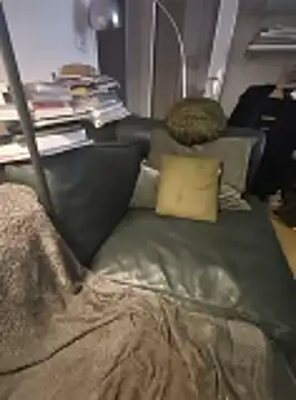 Snapshot of briochin chatting on October 29, 2025, 12:04 pm briochin online show from October 29, 2025, 12:04 pm