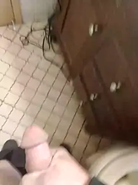 Snapshot of N8daMac chatting on December 1, 2025, 12:50 pm N8daMac online show from December 1, 2025, 12:50 pm