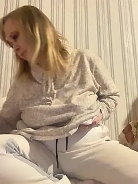 Snapshot of Irina2909@xh chatting on February 25, 2026, 6:30 pm Irina2909xh online show from February 25, 2026, 6:30 pm