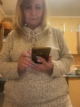 Snapshot of Irina2909@xh chatting on April 26, 2026, 6:16 pm Irina2909xh online show from April 26, 2026, 6:16 pm