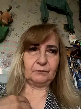 Irina2909xh online show from November 8, 2025, 11:03 am