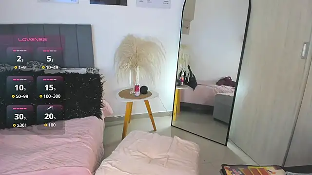 Snapshot of hollyprincess_2 chatting on March 1, 2026, 5:07 am hollyprincess 2 online show from March 1, 2026, 5:07 am