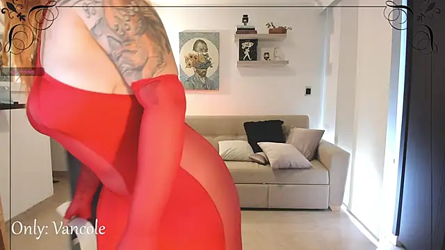 Tulipa  online show from November 9, 2025, 7:07 pm