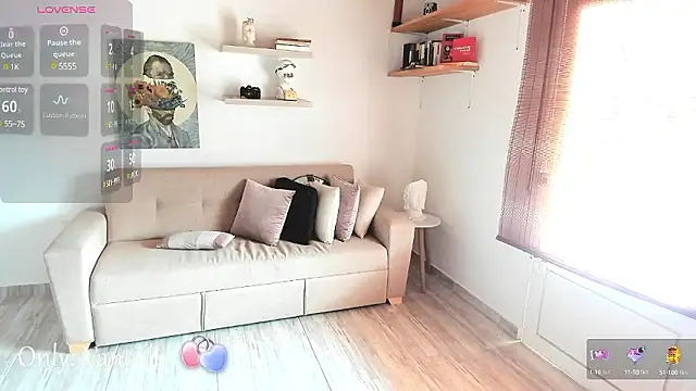 Snapshot of Tulipa_ chatting on December 3, 2024, 2:11 pm Tulipa  online show from December 3, 2024, 2:11 pm