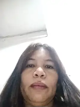 Snapshot of sweetvanna chatting on May 28, 2026, 4:42 am sweetvanna online show from May 28, 2026, 4:42 am