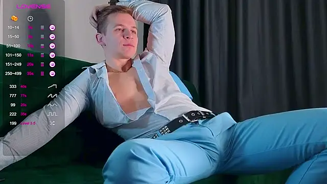 Snapshot of S3Xyes chatting on March 7, 2025, 3:19 am S3Xyes online show from March 7, 2025, 3:19 am