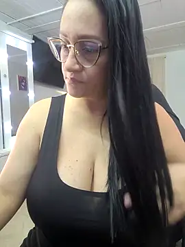 Snapshot of Ameliarizo chatting on November 1, 2025, 10:03 pm Ameliarizo online show from November 1, 2025, 10:03 pm