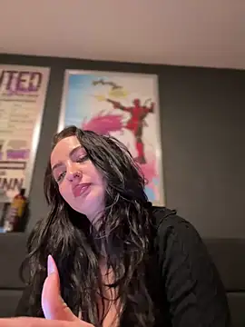 Snapshot of itsCassie chatting on February 28, 2025, 9:55 pm itsCassie online show from February 28, 2025, 9:55 pm