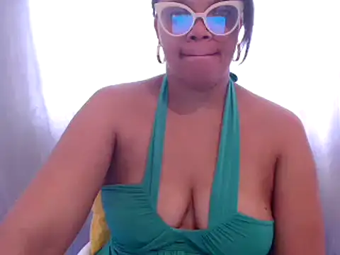 Lustfuleyez online show from March 20, 2025, 10:43 am